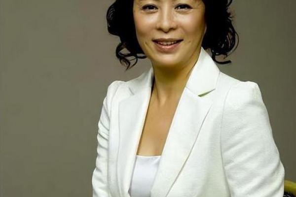 李艺如何在演艺圈脱颖而出 李艺如何在演艺圈脱颖而出