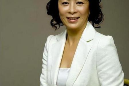 李艺如何在演艺圈脱颖而出