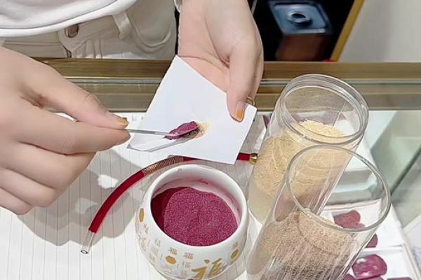 蛇男在本命年如何调整个人发展方向 蛇男在本命年如何调整个人发展方向