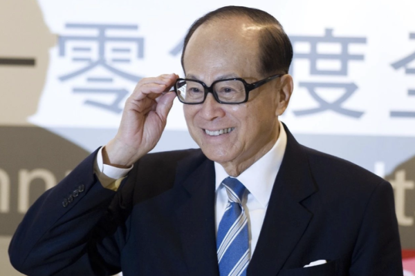 从李嘉诚的生辰八字看他成功背后的秘密 从李嘉诚的生辰八字看他成功背后的秘密
