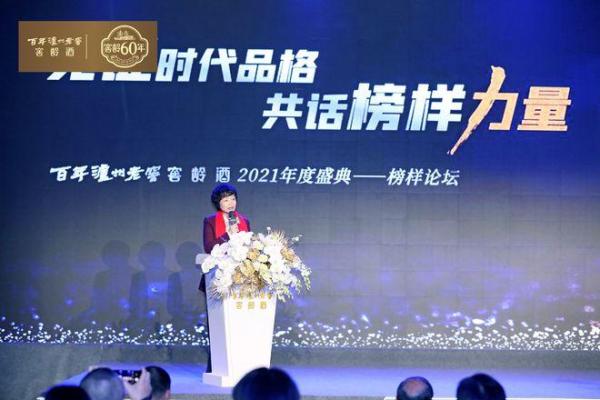 李艺的奋斗历程:每一步都是拼搏与坚持 李艺的奋斗历程:每一步都是拼搏与坚持