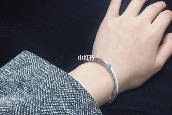 穿金戴银的命究竟意味着什么? 穿金戴银的命究竟意味着什么?