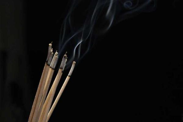 曹德旺生辰八字揭秘:成功背后的命理密码 曹德旺生辰八字揭秘:成功背后的命理密码